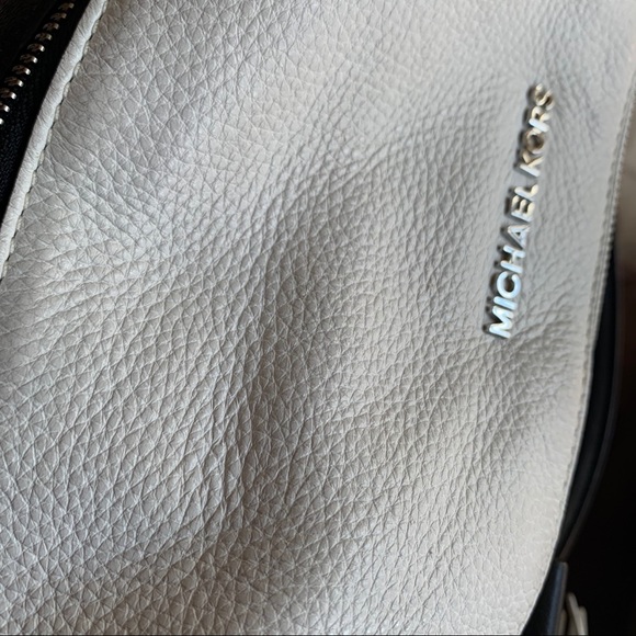 MICHAEL KORS | black and white handbag - Picture 7 of 12